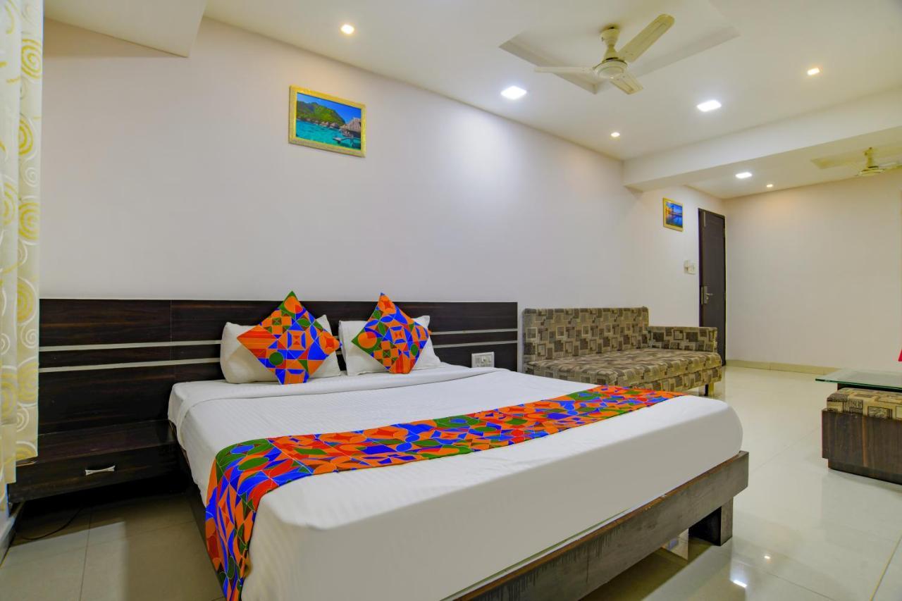 Fabhotel Grand Raj Indore Zewnętrze zdjęcie